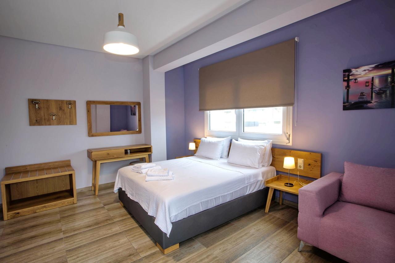 Isalos Suites Néa Péramos 외부 사진